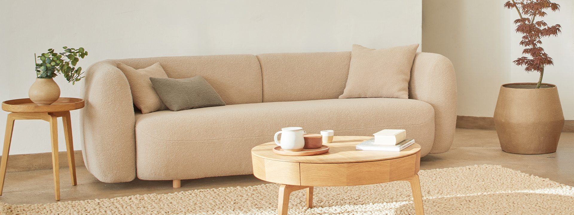 Sofa Veluna mit Beistelltischen