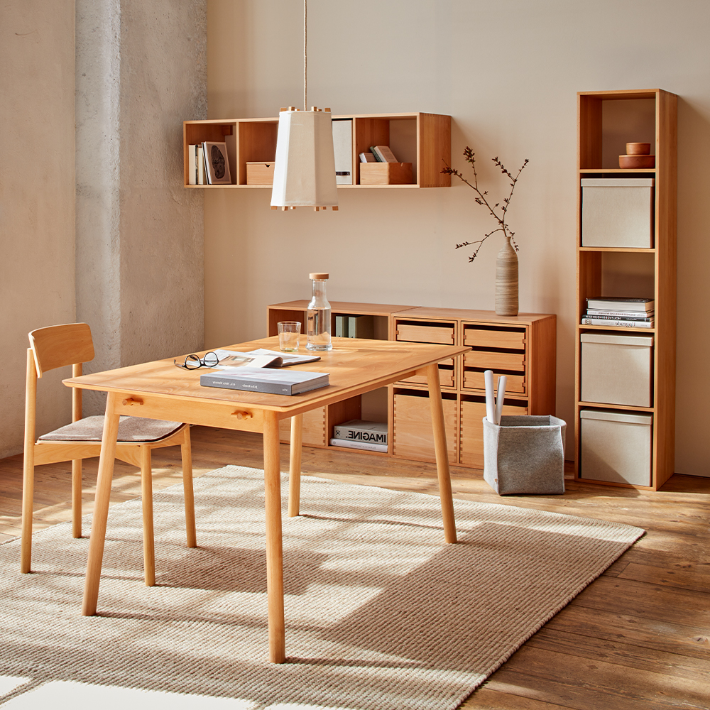 Büro mit Tisch Yuto und Stuhl Kento